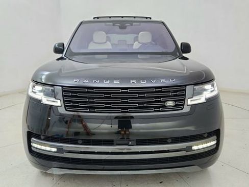 Used 2023 Land Rover Range Rover SE AWD/4WD image 13