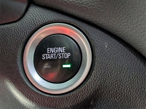 Used 2019 Chevrolet Equinox LT image 24