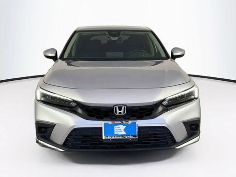 Used 2024 Honda Civic EX-L image 2