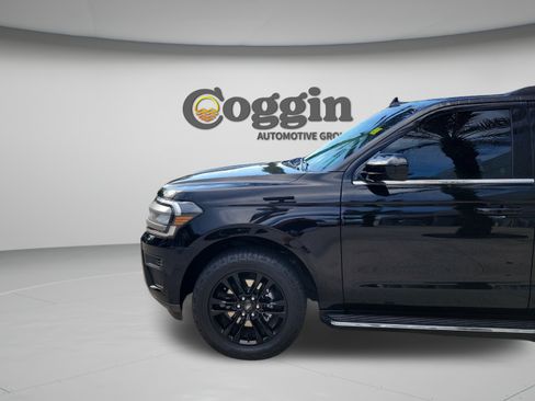 Used 2022 Ford Expedition Max XLT RWD image 30