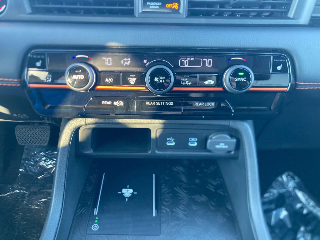New 2026 Honda Pilot TrailSport image 10
