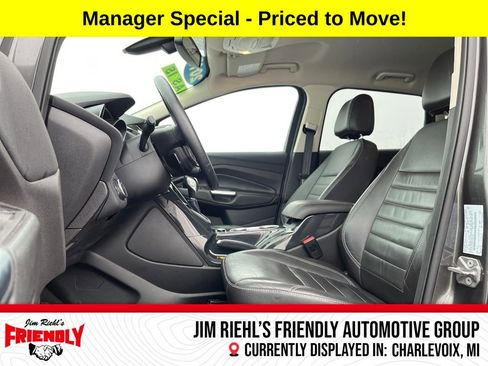 Used 2016 Ford Escape Titanium image 9