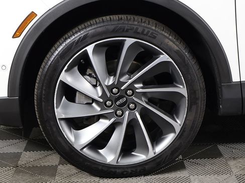 Used 2023 Lincoln Nautilus Reserve w/ Equipment Group 202A AWD/4WD image 27