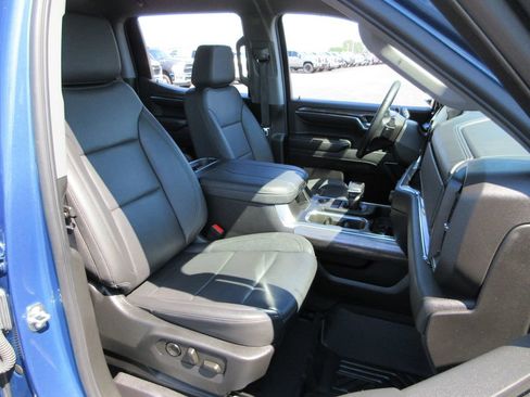 Certified 2024 Chevrolet Silverado 1500 LTZ AWD/4WD image 24