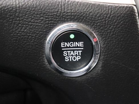 Used 2024 Ford Edge SEL image 43