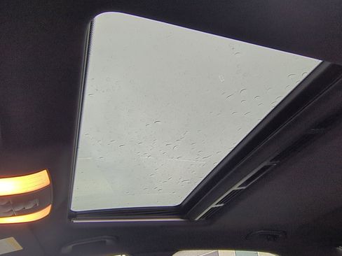 Used 2012 Mercedes-Benz E 350 4MATIC Sedan image 29