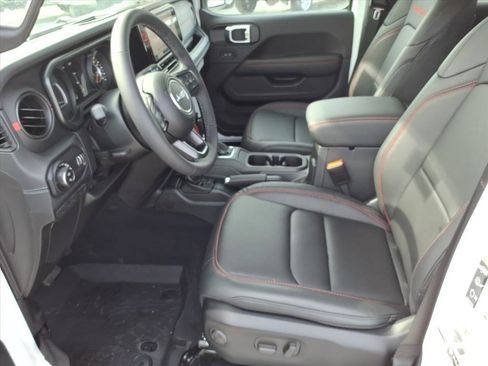 New 2026 Jeep Gladiator Rubicon image 3
