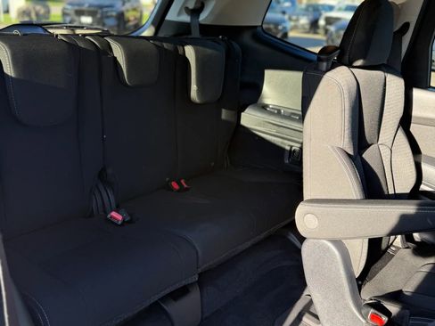 Used 2022 Subaru Ascent Premium w/ Convenience Package image 24