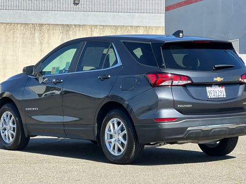 Used 2023 Chevrolet Equinox LT w/ Driver Convenience Package image 7