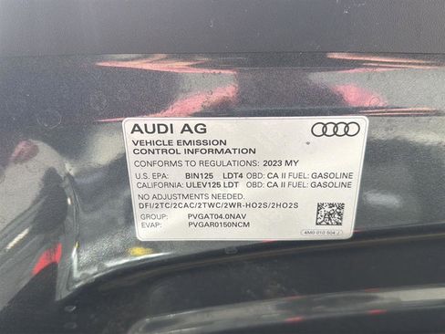 Used 2023 Audi SQ7 Prestige AWD/4WD image 15