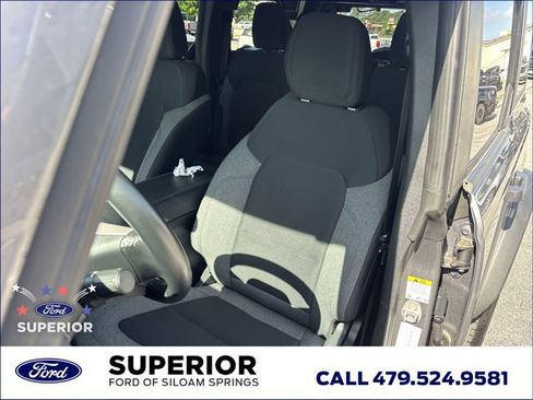 Used 2025 Ford Bronco Big Bend AWD/4WD image 17