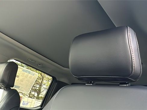 New 2026 Ford F250 Lariat w/ Tremor Off-Road Package image 30