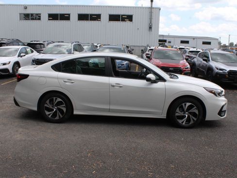 Certified 2025 Subaru Legacy Premium AWD/4WD image 4