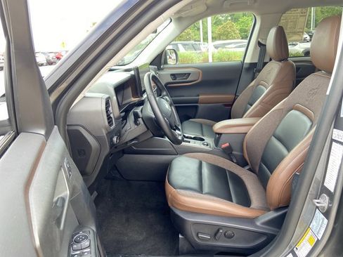 Used 2025 Ford Bronco Sport Outer Banks AWD/4WD image 34