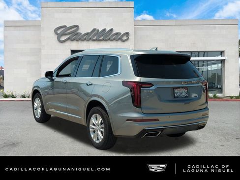 Used 2025 Cadillac XT6 Luxury image 5