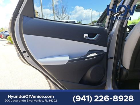 Used 2022 Hyundai Kona SEL w/ Convenience Package image 20