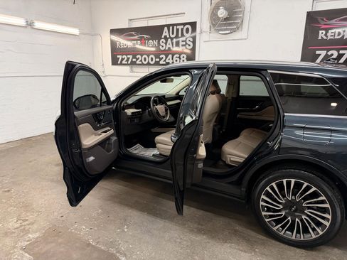 Used 2020 Lincoln Corsair Reserve w/ Equipment Group 201A FWD image 12