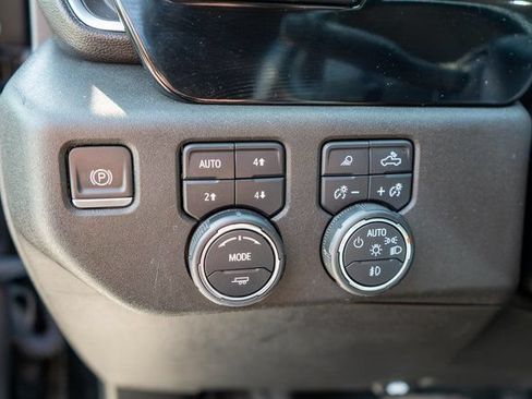 Used 2023 Chevrolet Silverado 1500 LTZ AWD/4WD image 23