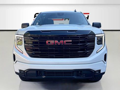 Used 2024 GMC Sierra 1500 Elevation w/ X31 Off-Road Package AWD/4WD image 2