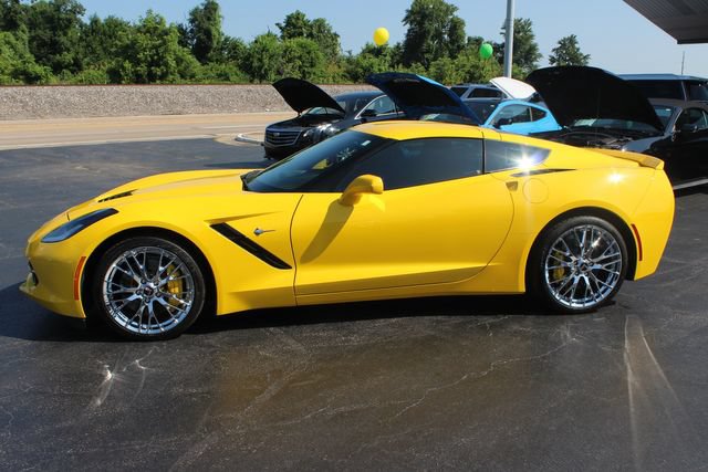Used 2015 Chevrolet Corvette Stingray Coupe w/ 2LT Preferred Equipment Group RWD image 5