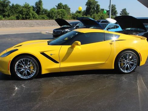Used 2015 Chevrolet Corvette Stingray Coupe w/ 2LT Preferred Equipment Group RWD image 5