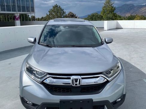 Used 2017 Honda CR-V Touring image 3