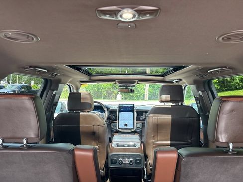 Used 2022 Ford Expedition King Ranch AWD/4WD image 6