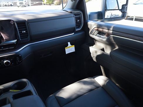 New 2026 GMC Sierra 3500 SLT image 21