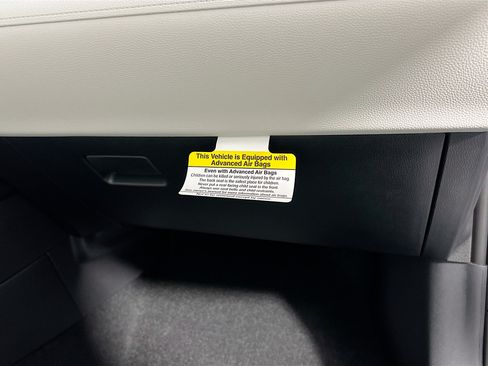 New 2026 Toyota Corolla Cross L FWD image 32