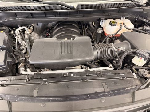 Used 2024 Chevrolet Tahoe Z71 image 30