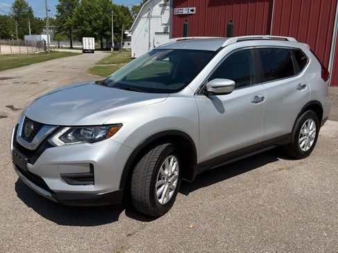 Used 2020 Nissan Rogue SV AWD/4WD image 15