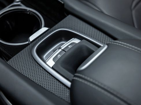 Certified 2017 Ferrari GTC4Lusso AWD/4WD image 87