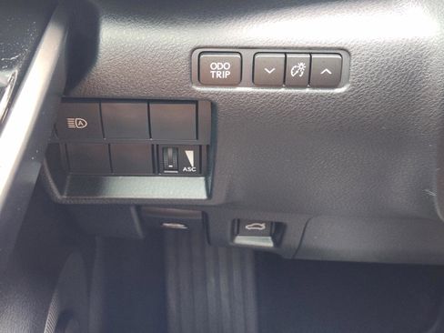 Used 2025 Lexus IS 350 F Sport w/ Accessory Package 2 RWD image 7