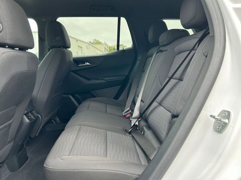 Used 2025 Chevrolet Equinox LT FWD image 21