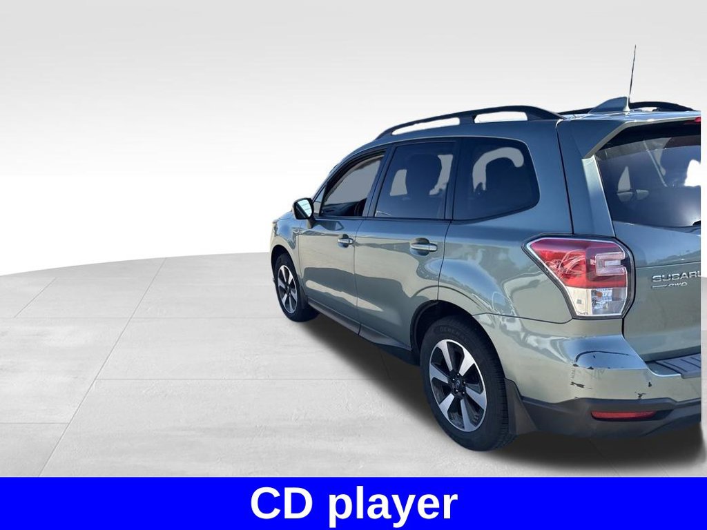 Used 2018 Subaru Forester 2.5i Premium w/ All-Weather Package AWD/4WD image 4