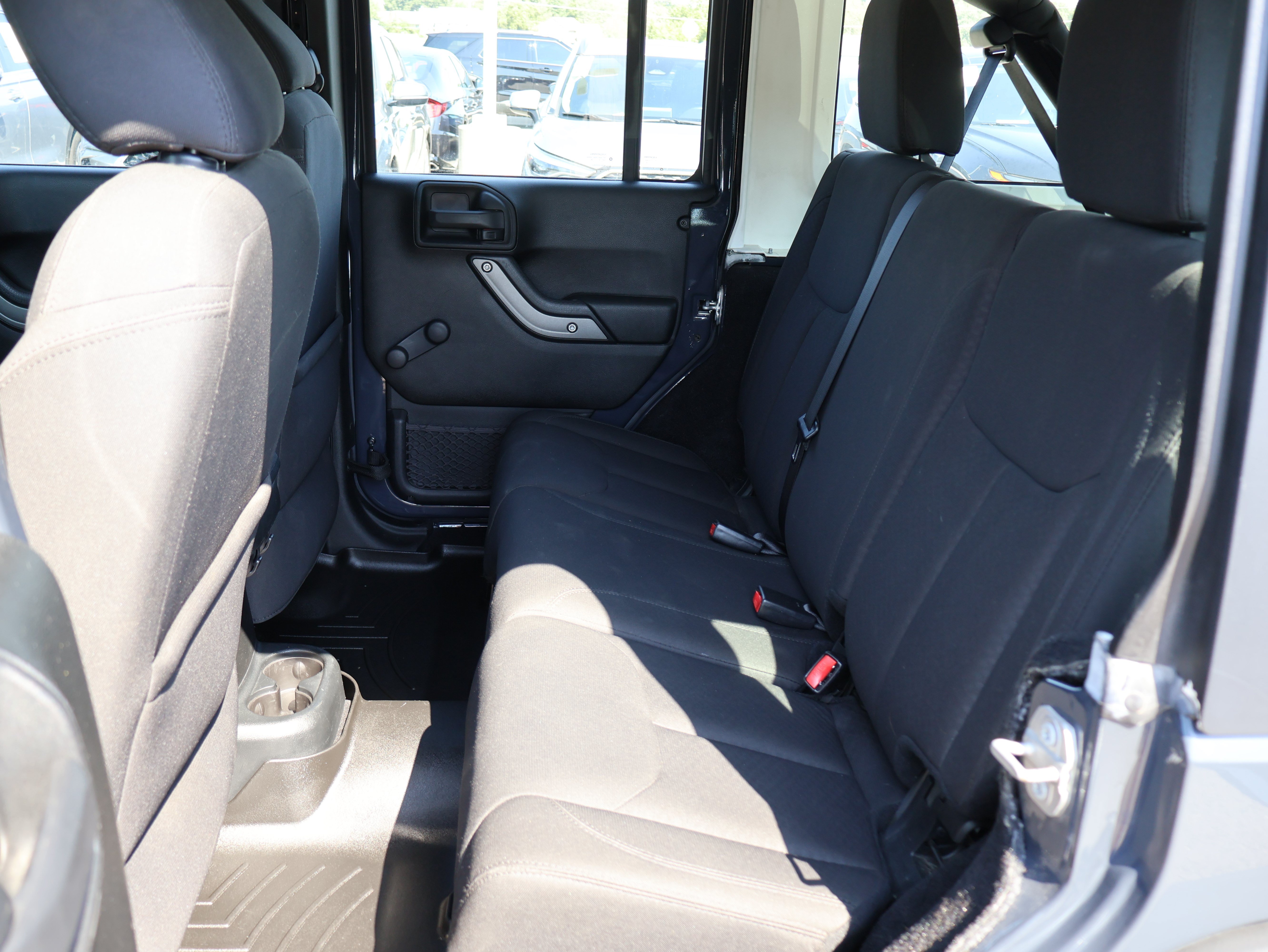 Used 2016 Jeep Wrangler Unlimited Sport AWD/4WD image 9
