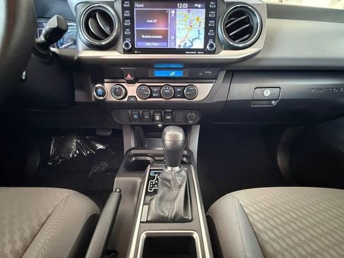 Used 2023 Toyota Tacoma SR5 AWD/4WD image 15