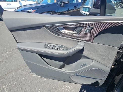 Used 2023 Audi SQ7 Premium Plus AWD/4WD image 23