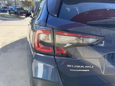 Used 2021 Subaru Outback Limited XT image 7