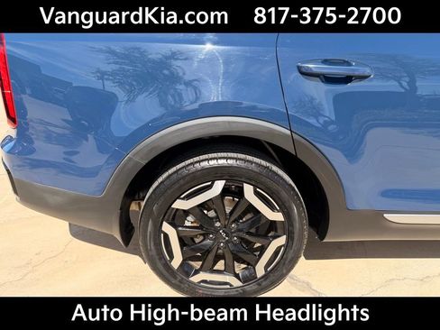 Certified 2024 Kia Telluride S w/ S Sunroof Package AWD/4WD image 10