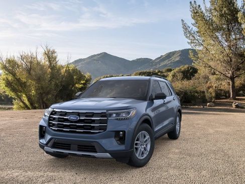 Used 2026 Ford Explorer Active RWD image 4