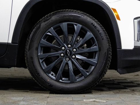 Used 2022 Chevrolet Traverse RS image 41