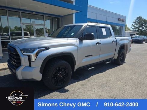 Used 2025 Toyota Tundra SR5 w/ SR5 Convenience Package AWD/4WD image 1