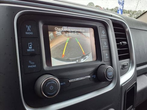 Used 2024 RAM 1500 Classic SLT image 22