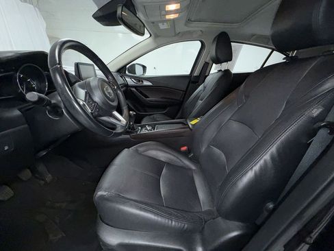 Used 2017 MAZDA MAZDA3 Grand Touring w/ Premium Equipment Package FWD image 3