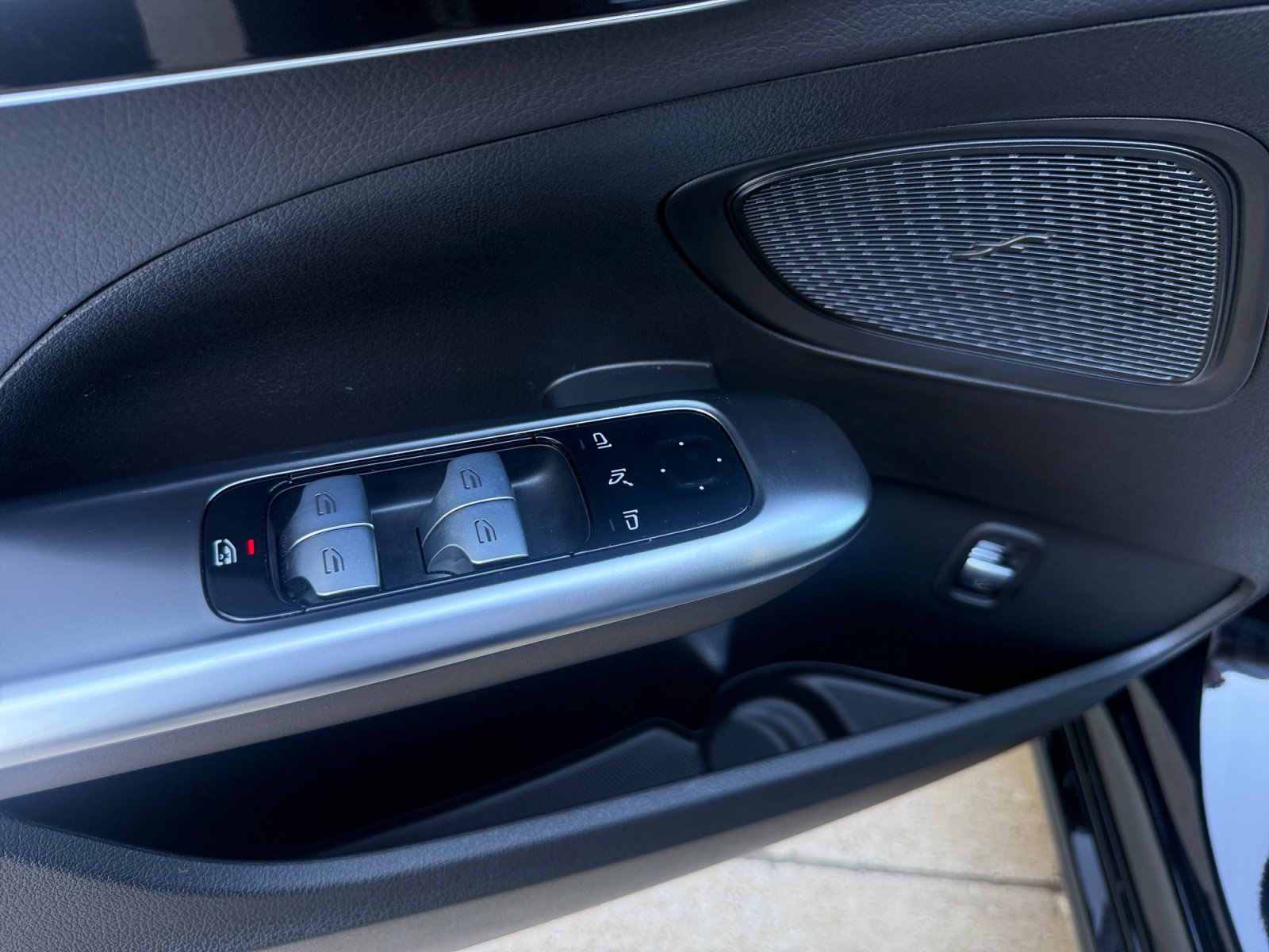 Used 2026 Mercedes-Benz C 300 Sedan image 14