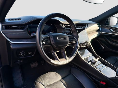 Used 2022 Jeep Grand Cherokee L Overland image 28