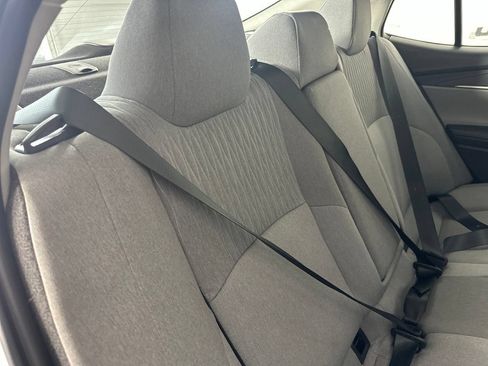 Used 2025 Toyota Camry LE FWD image 27