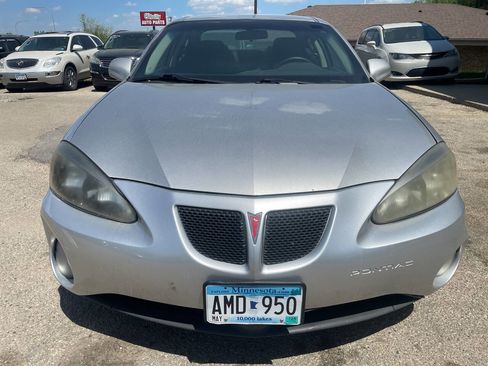 Used 2006 Pontiac Grand Prix image 3