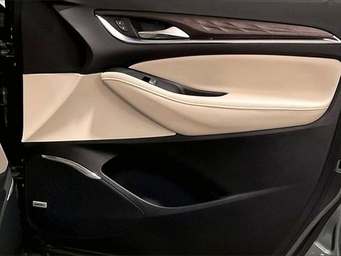 Used 2023 Buick Enclave Avenir w/ Avenir Technology Package image 24